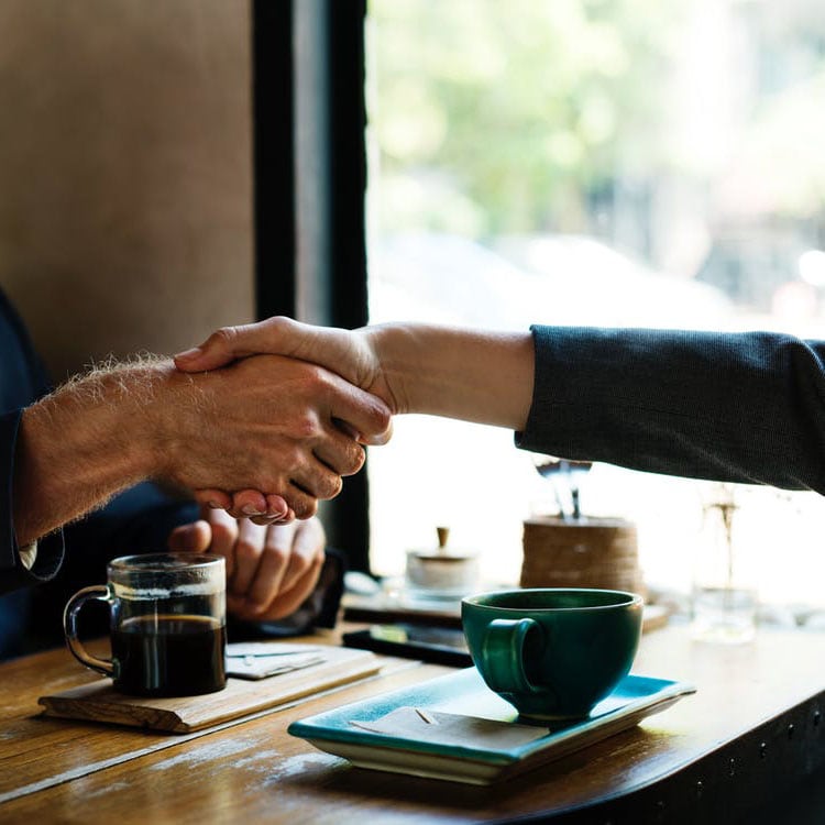 Berbisnis di Indonesia: Tantangan dan Cara Penanganannya